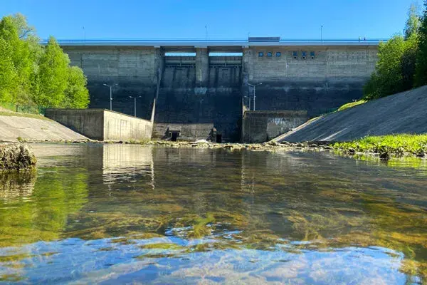 Jezioro Sieniawskie: Tajemnice, atrakcje i niezapomniane wrażenia